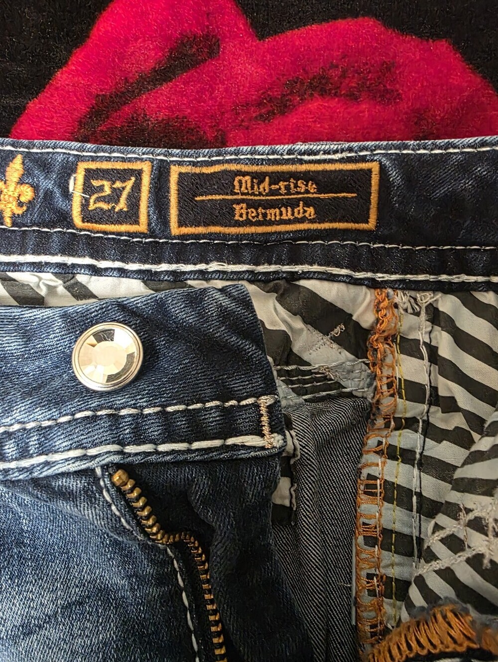Rock Revival Bermuda Denim Shorts Women's Size 27. - Picture 16 of 16